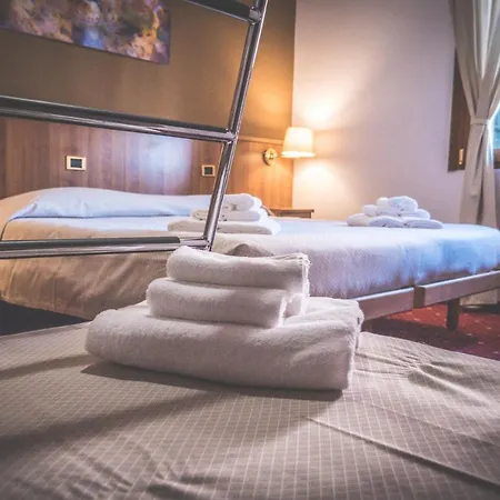 Villanova Hotel *